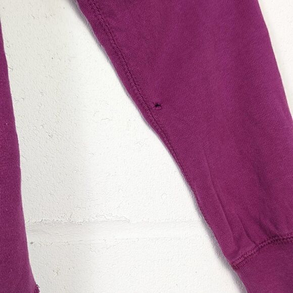 Roots Purple Sweatshirt Crew Neck Raw Hem Size Small - Picture 7 of 10